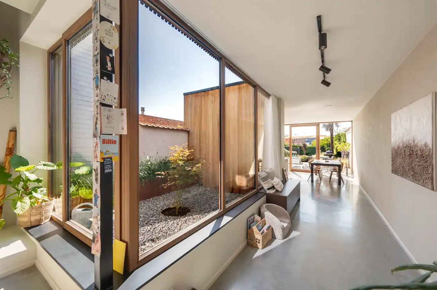 Prachtig gerenoveerde woning op een toplocatie in Knokke, met weidse open zichten over de Knokse polders foto 12