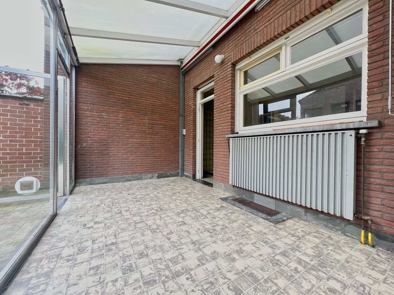 Heel ruime gezinswoning (5 slpks) met zonnige tuin!! foto 5