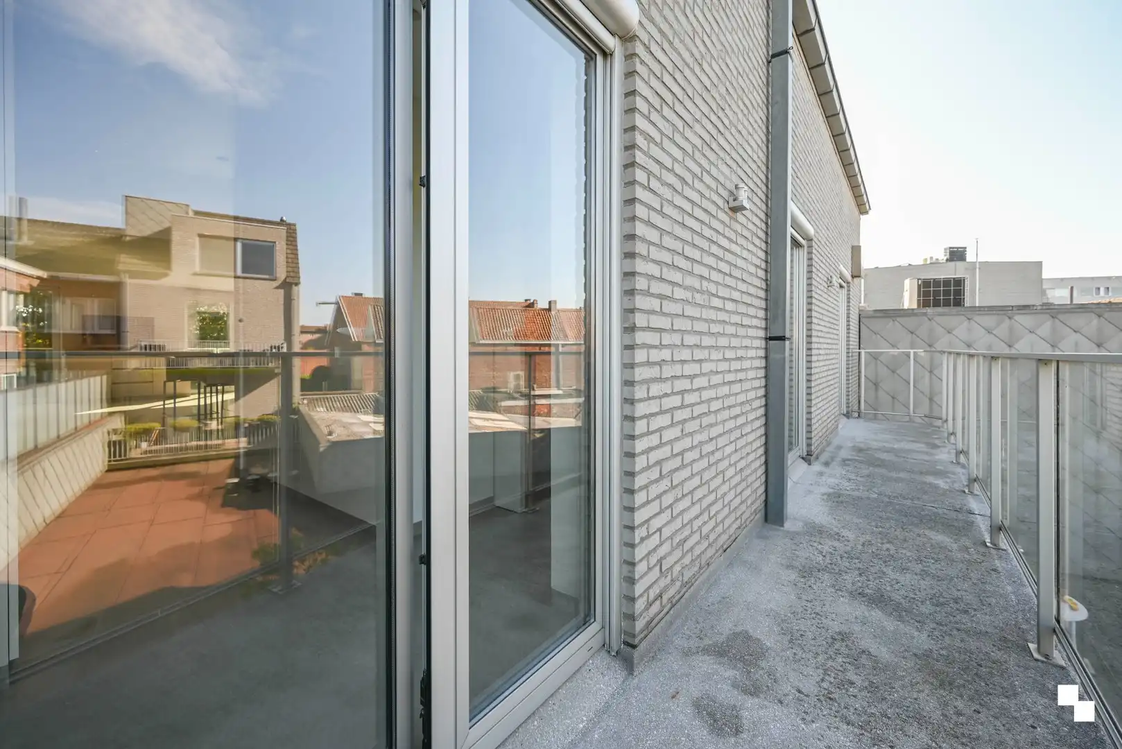 Luxueus afgewerkt appartement in het centrum van Waregem foto 16