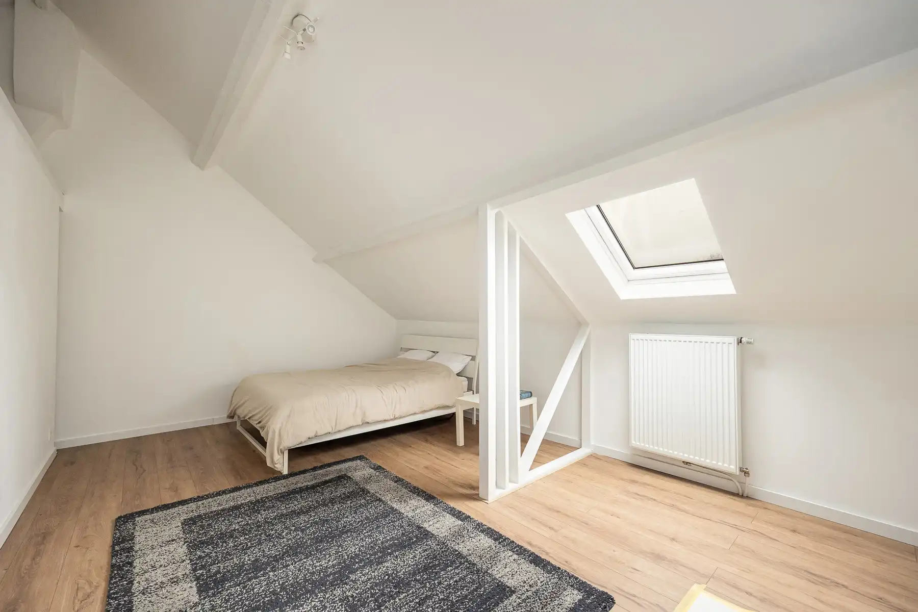 Gezellige, recent gerenoveerde woning in centrum Schoten! foto 11
