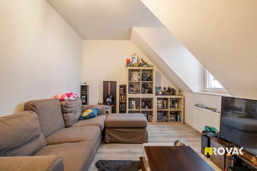 Recente en instapklare woning met 4 slaapkamers in een rustige woonomgeving foto 10