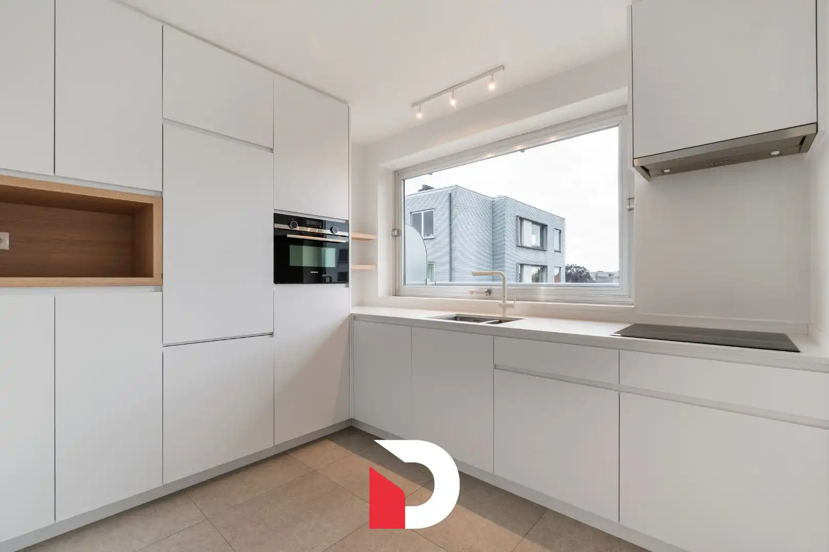 Schitterend gerenoveerd appartement op gunstige locatie in Sint-Andries foto 7