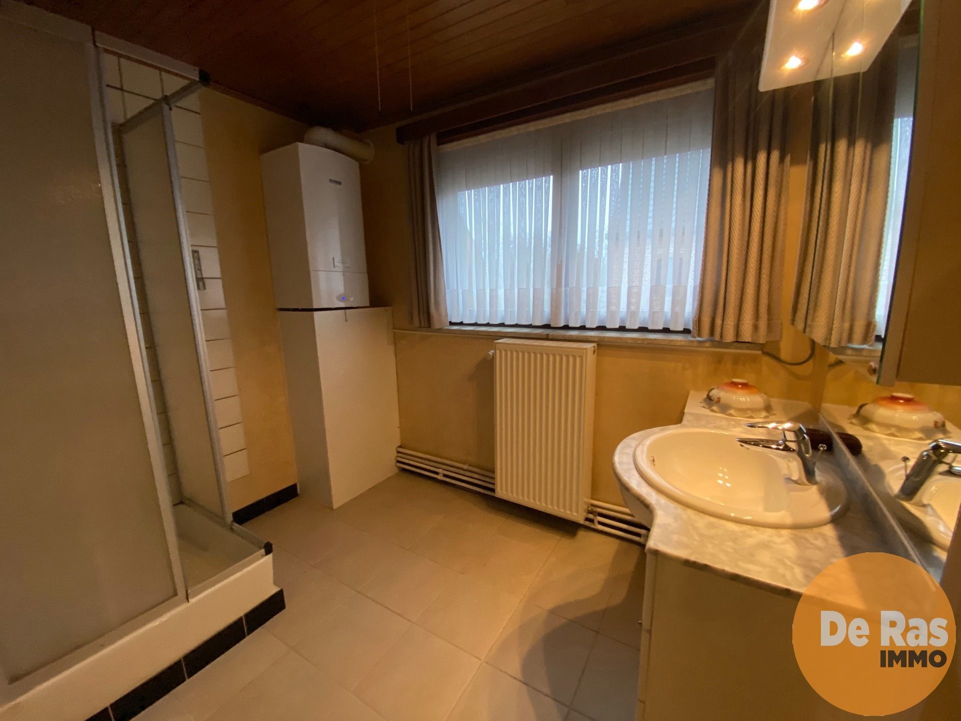 ERPE-MERE - Gezinswoning met potentieel nabij station Burst foto 11