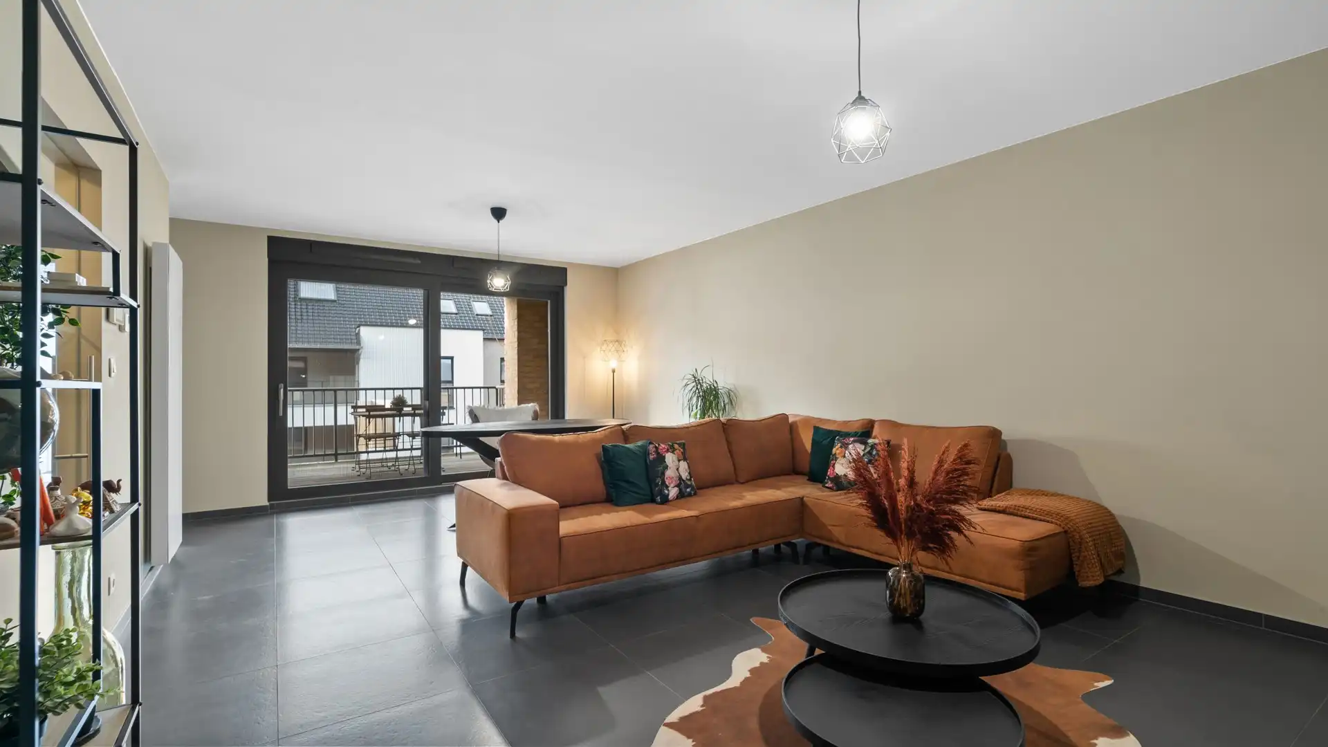 Instapklaar appartement vlakbij Genk centrum foto 5