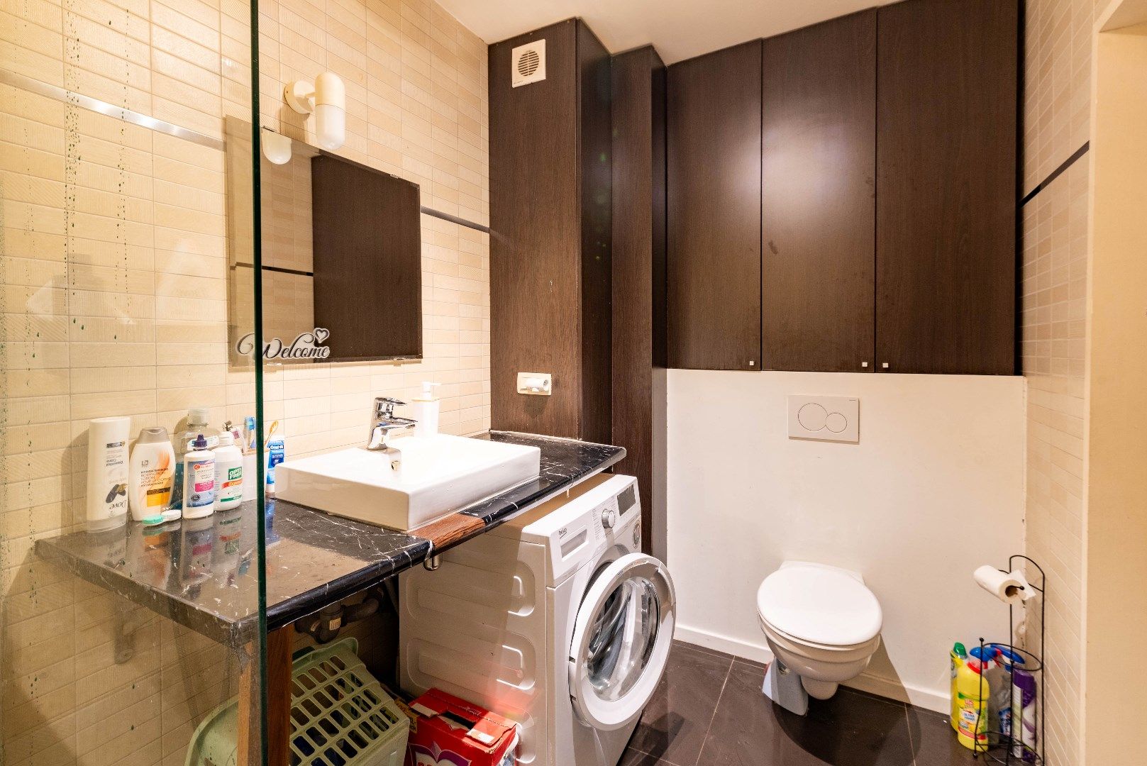 één slaapkamer appartement met koer foto 7