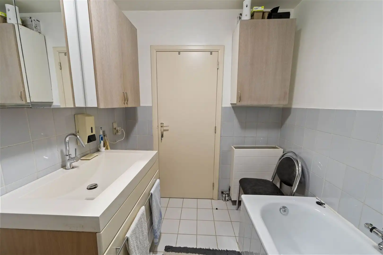 TE KOOP: Gelijkvloers appartement met 2 slaapkamers te Koersel! foto 7