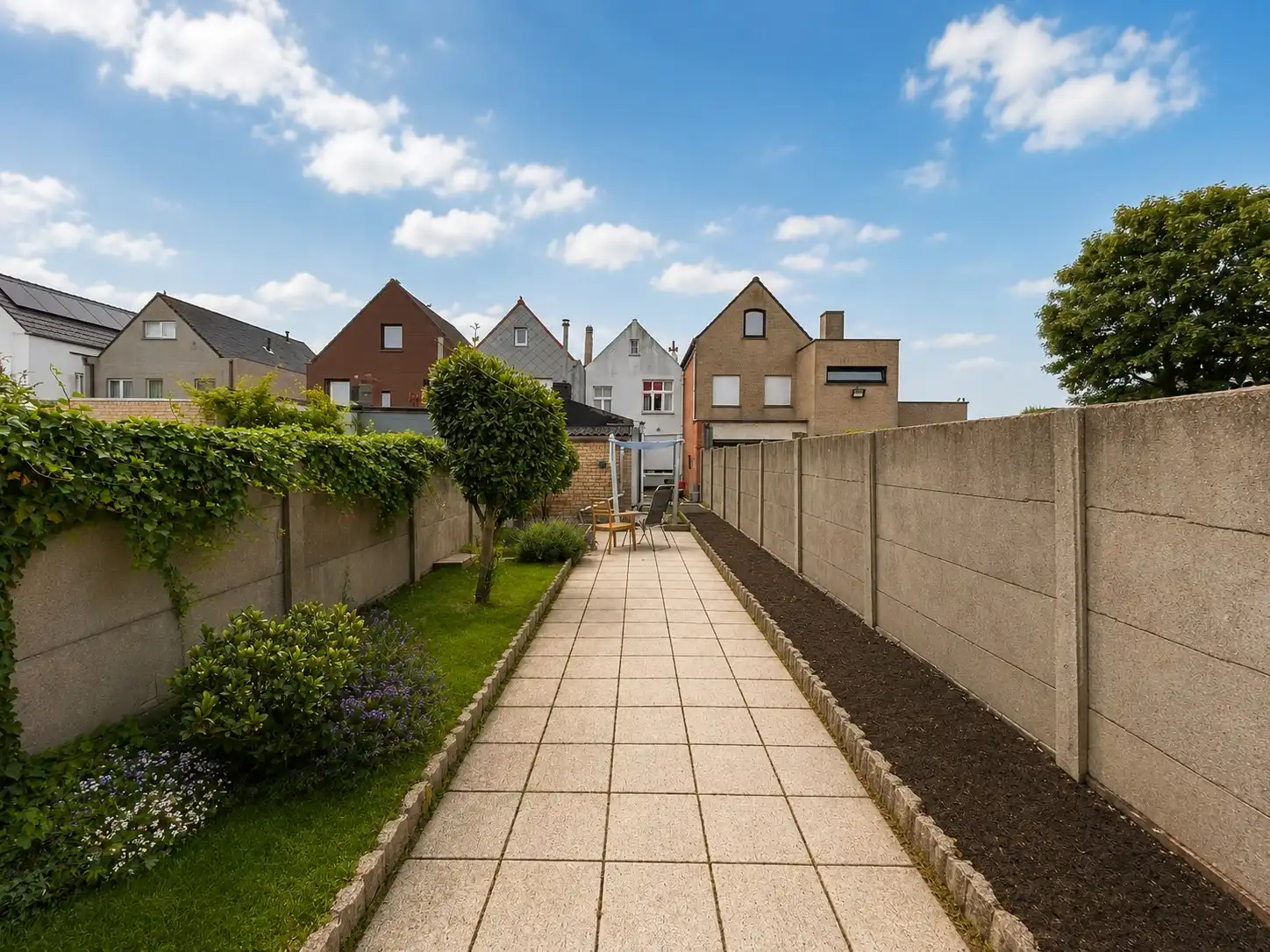 Te renoveren woning met tuin op schitterende ligging te Knokke foto 3