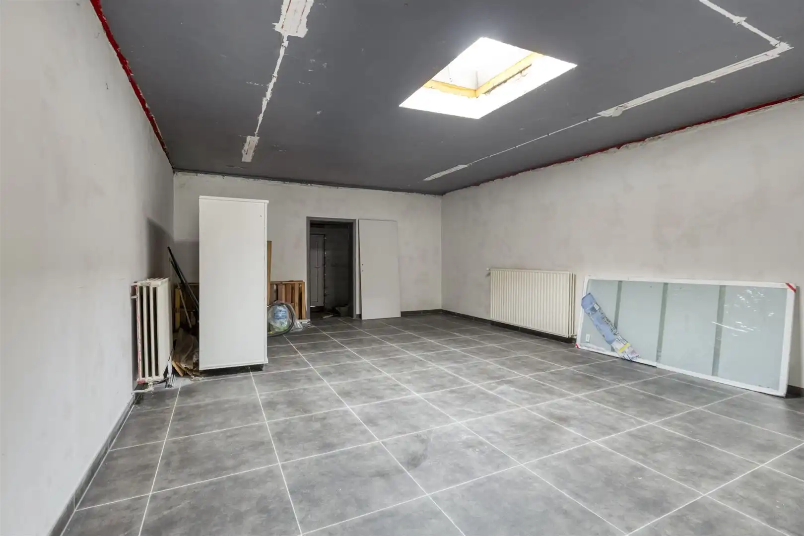 TE KOOP: Duplex-appartement (3slpks) met kantoorruimte of handelsruimte op topligging in Genk! foto 26