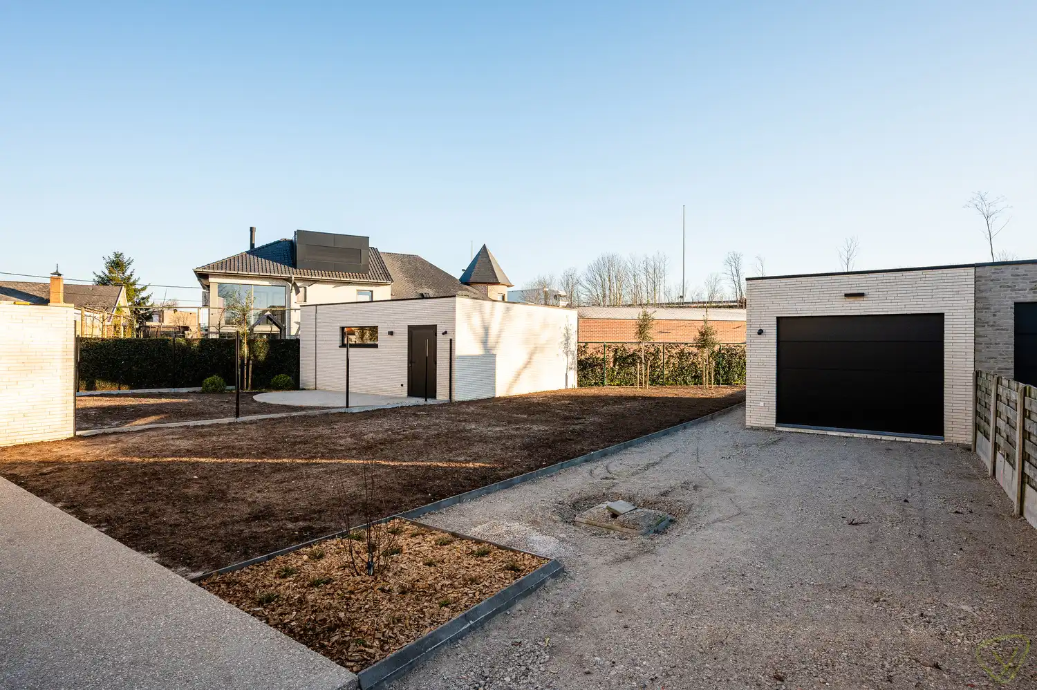 Uitzonderlijke woning te huur te Maldegem met een superieure afwerking. foto 3