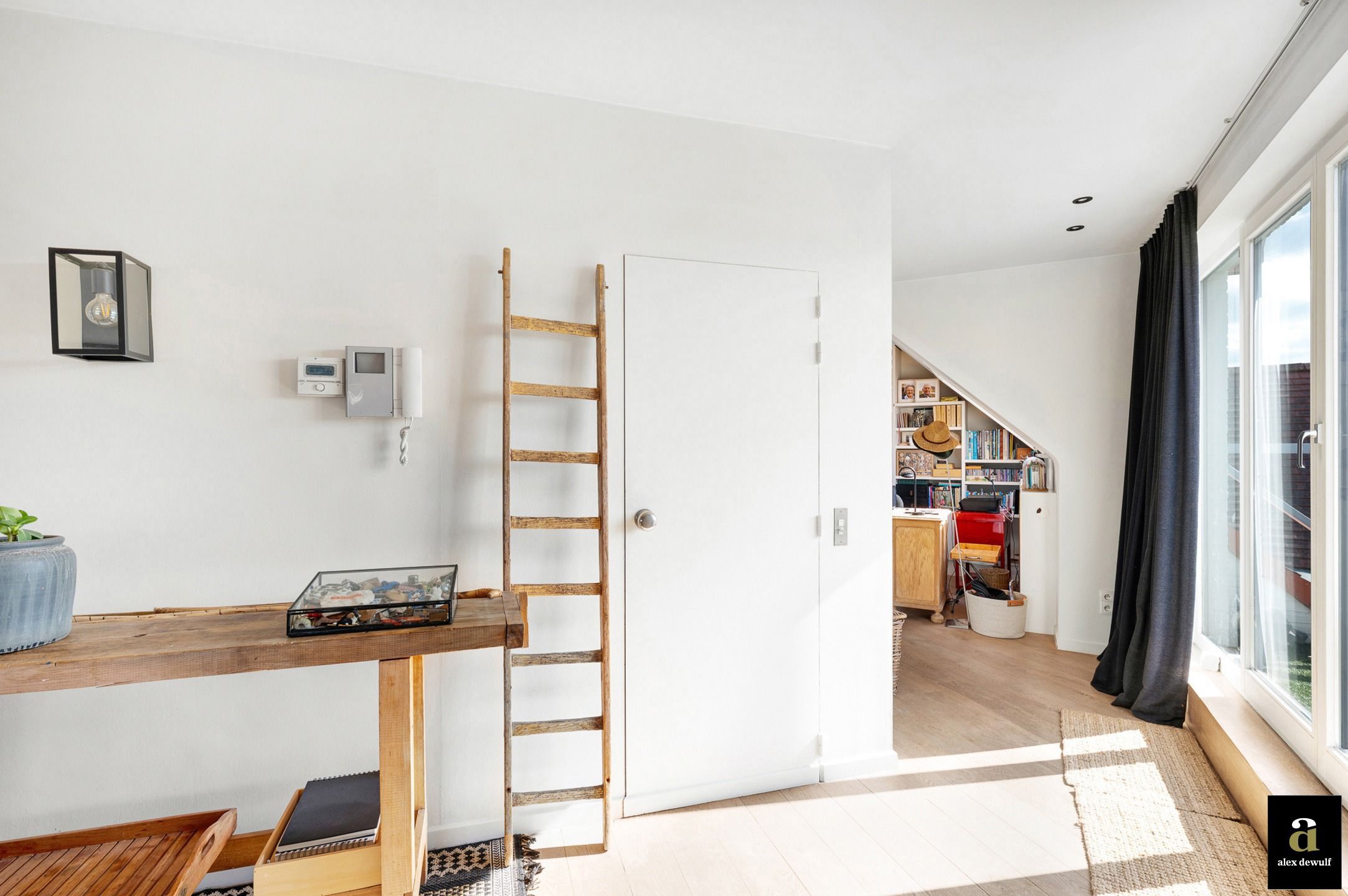 Ruim en licht dakappartement met groot terras te Duinbergen  foto 31