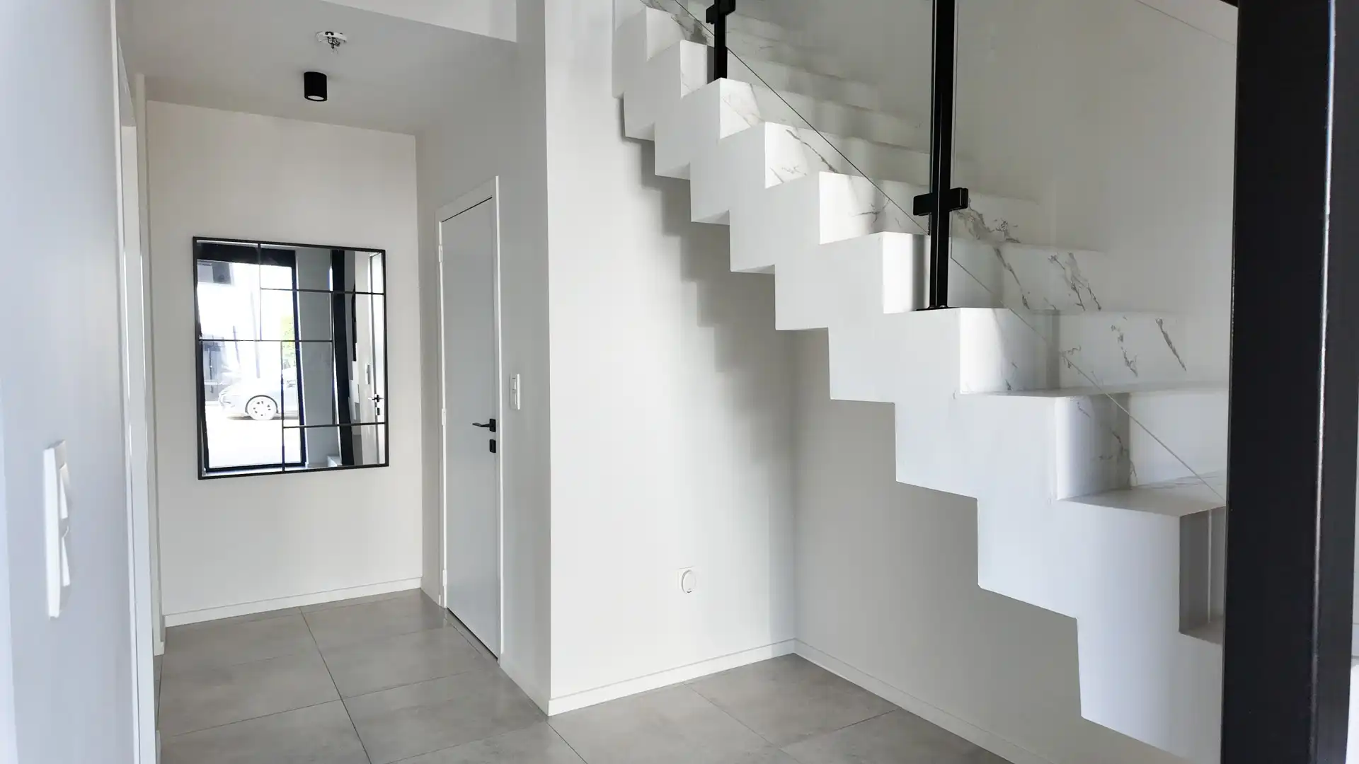 PRACHTIGE AFGEWERKTE HOB MET 3 SLKPS+ TE KOOP - MAASMECHELEN foto 3