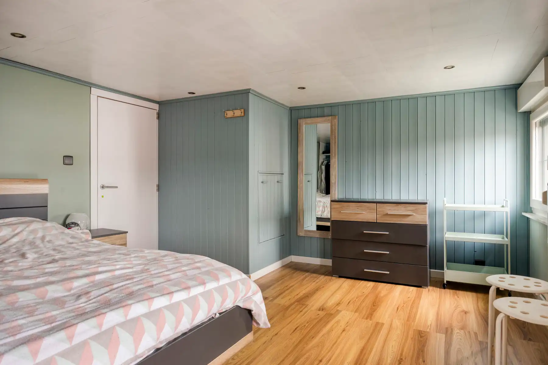 TE KOOP - instapklare halfopen bebouwing met 3 slaapkamers foto 15