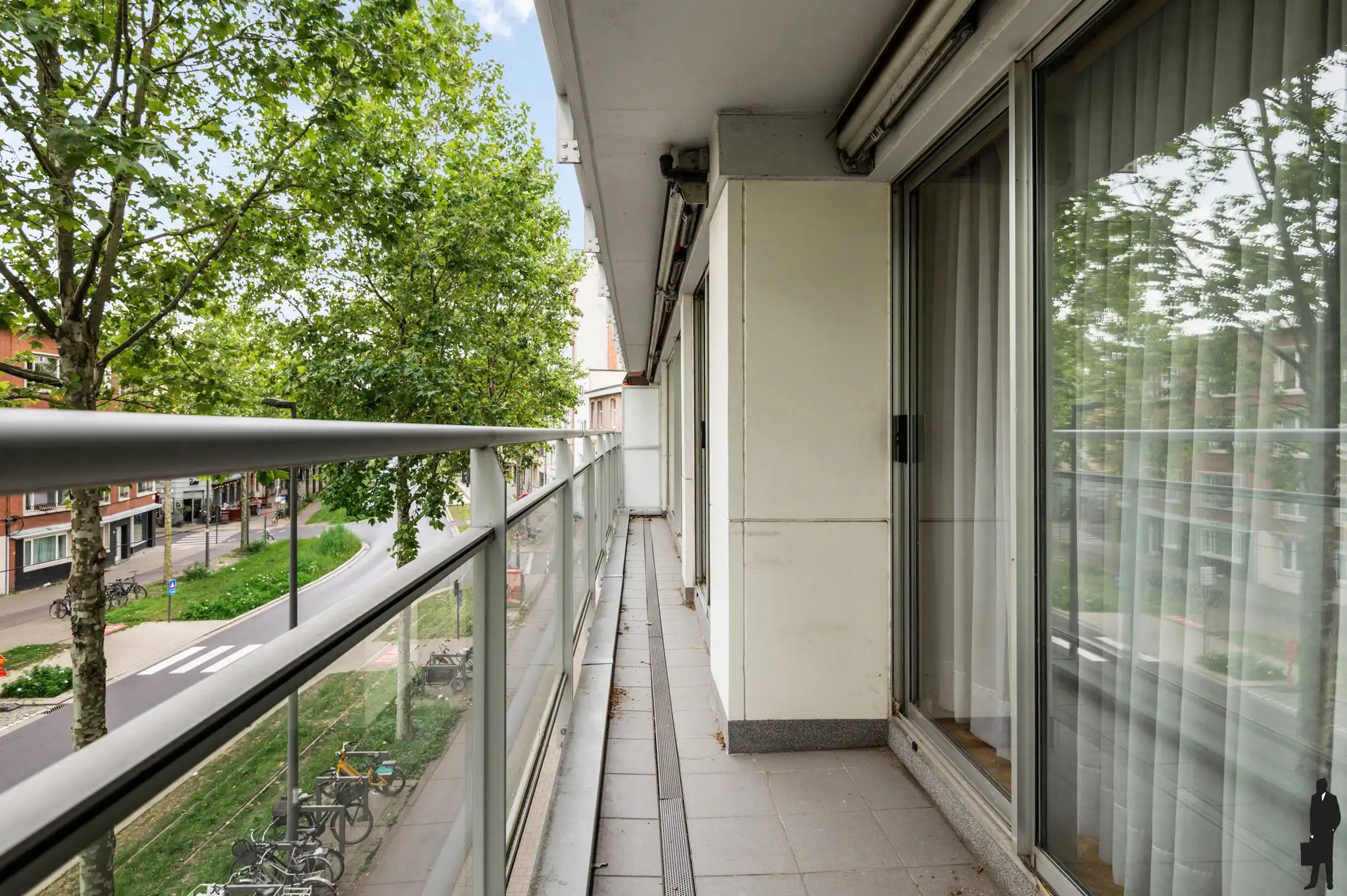 Lichtrijk appartement op een gegeerde locatie foto 15