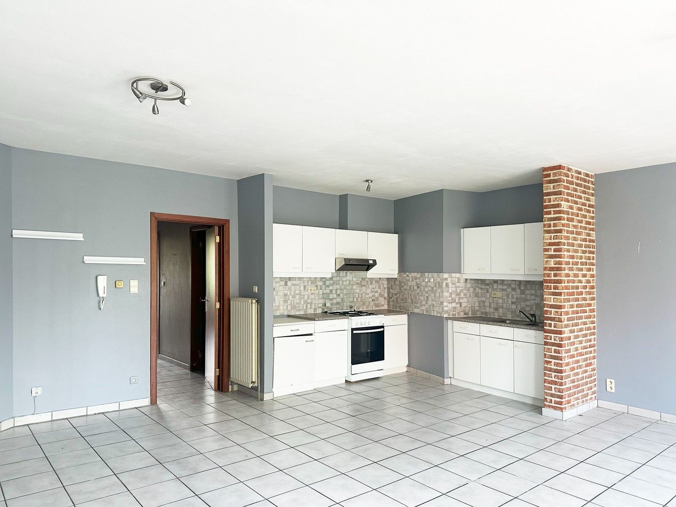 Appartement met 2 slaapkamers aan de vesten te Lier foto 4