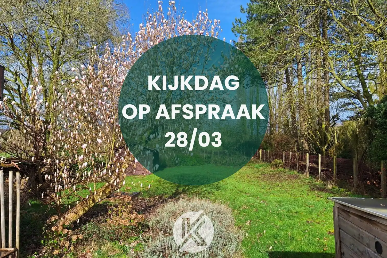 Ruime woning met uitzicht op omliggend landschap foto {{pictureIndex}}