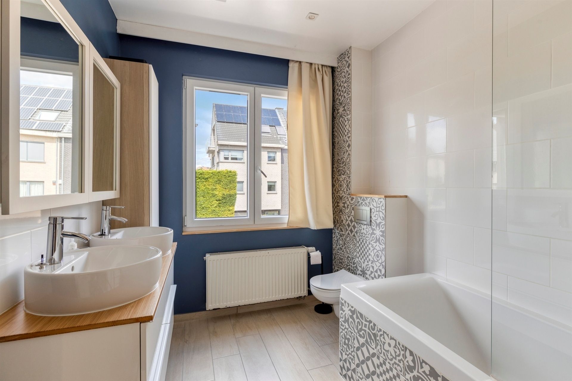 Instapklare, volledig gerenoveerde woning met 3 kamers foto 14