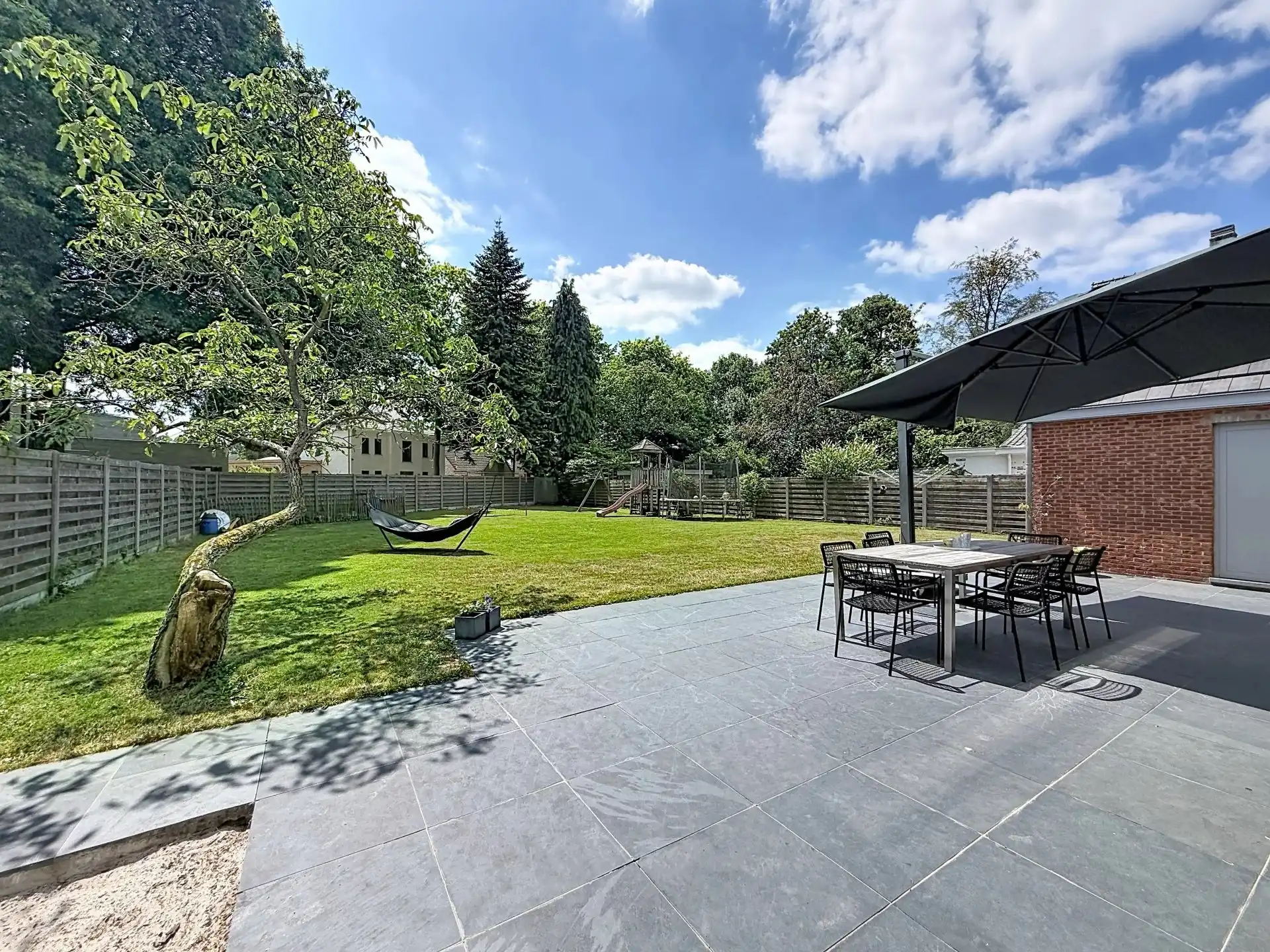 Verrassend ruime instapklare woning met 3 slaapkamers op een mooi perceel. foto 36