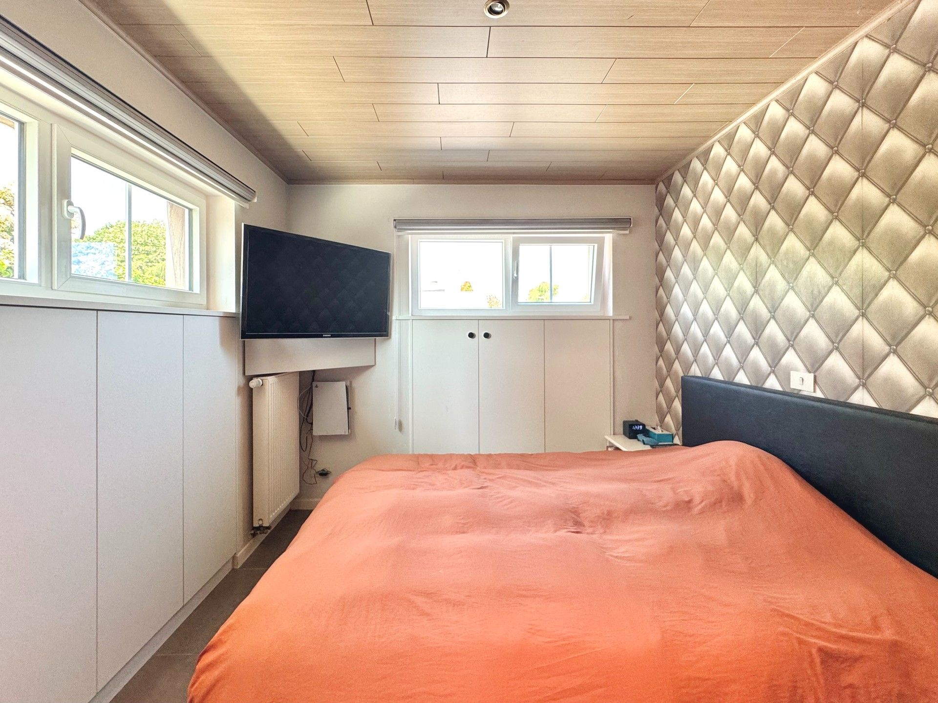 HOB met BIJGEBOUW en uitweg achteraan op 416 m² foto 23