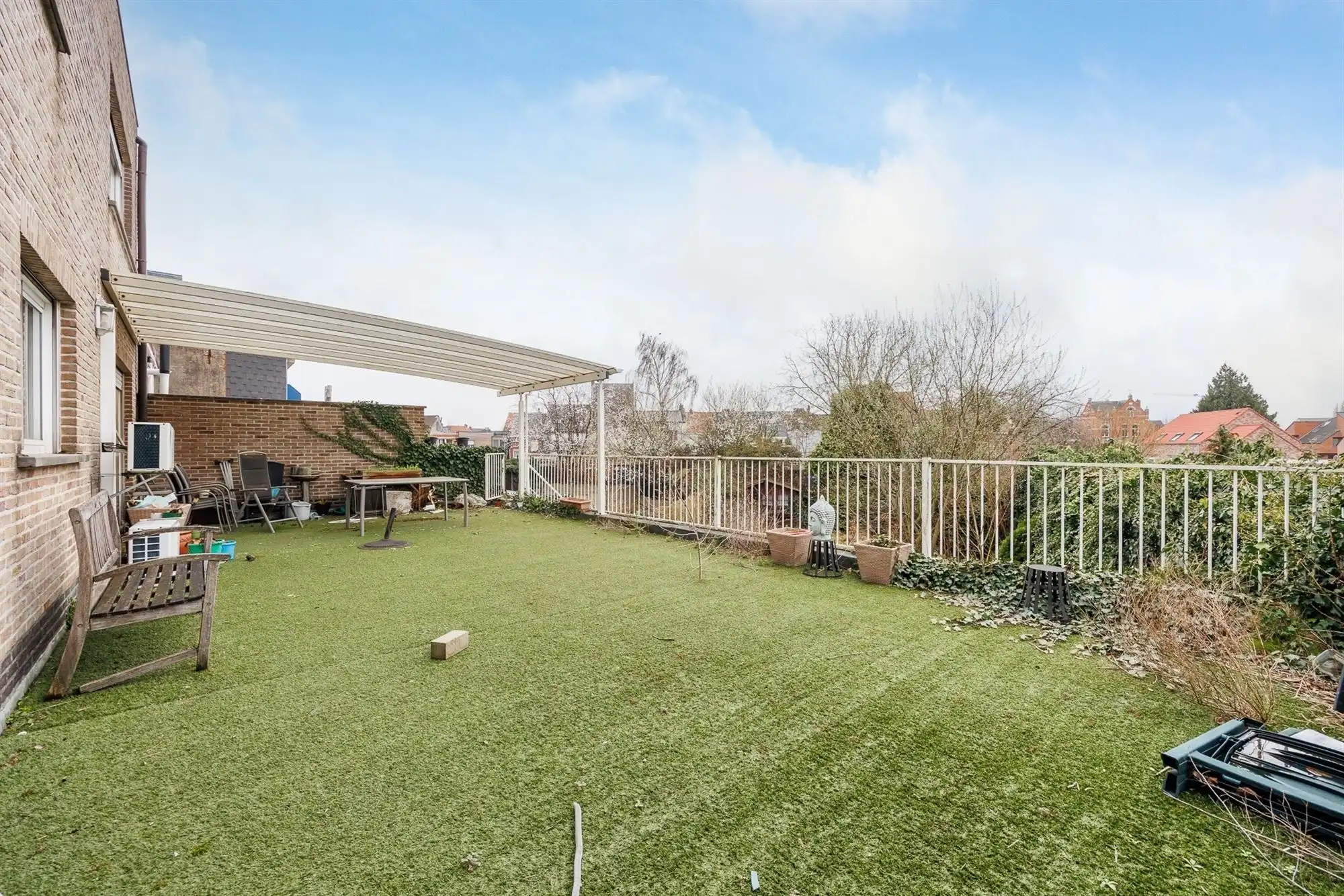 Commercieel handelspand en duplex met Z-tuin en terras foto 24