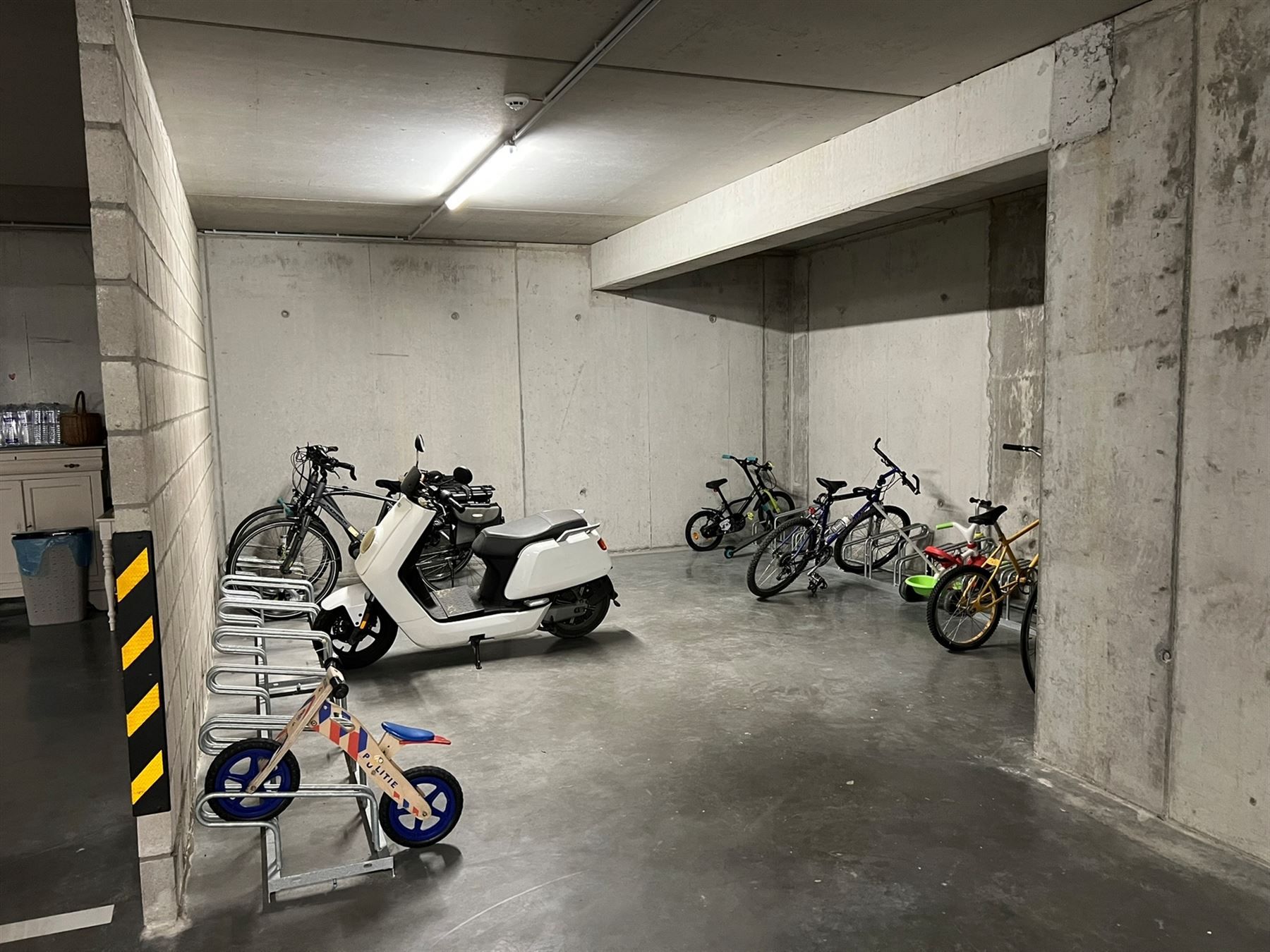 Comfortabel, goed gelegen appartement met 2 slaapkamers, terras en garage foto 13