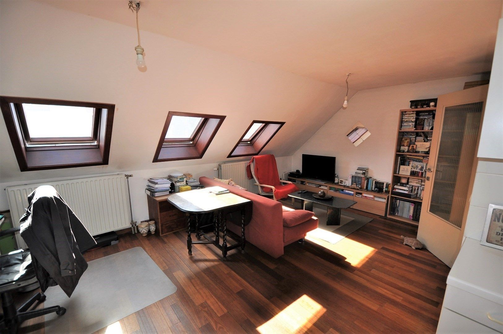 Kleinschalig / autonoom gebouw in hartje Brugge bestaande uit 2 appartementen foto 8