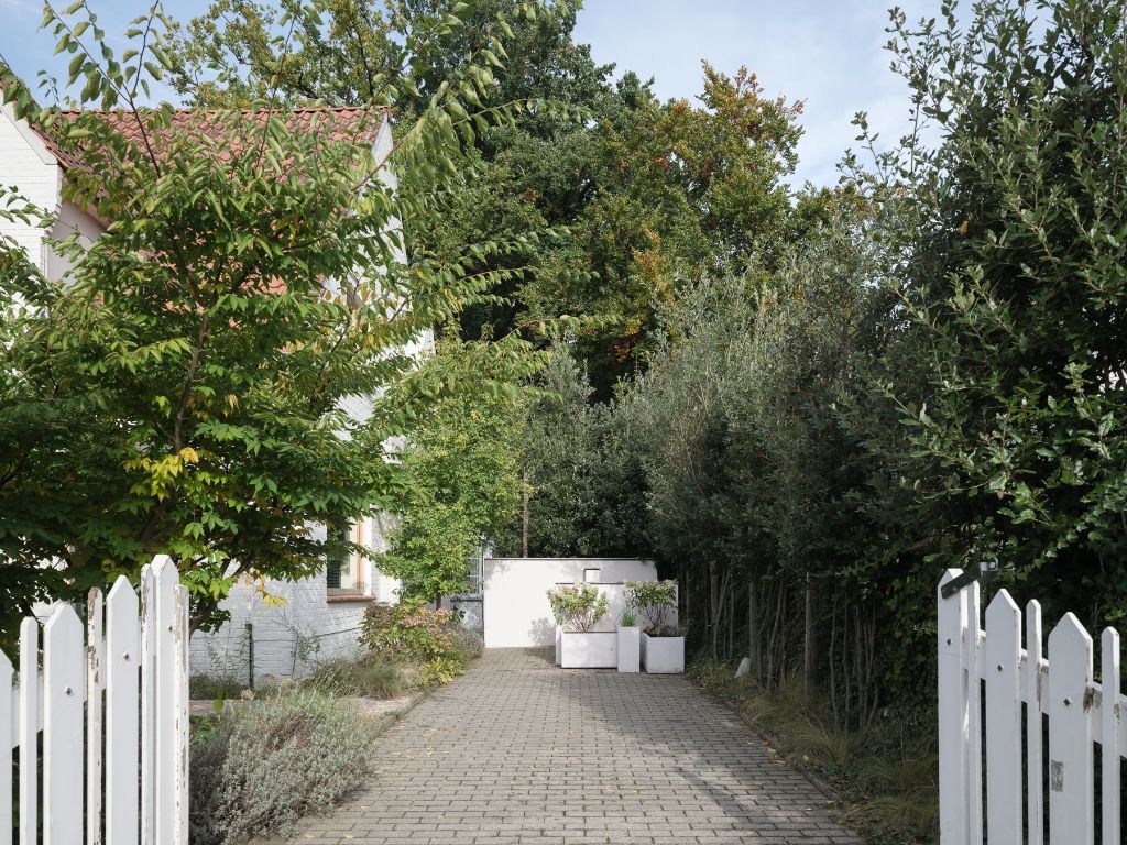 Destelbergen - Architecturale, halfopen bebouwing op fietsafstand van het Centrum van Gent met aangename tuin, 2 badkamers en 3 slaapkamers. foto 26