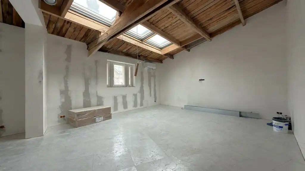 Kantoor te huur in gerenoveerd hoekpand met topligging op Meir Antwerpen foto 4