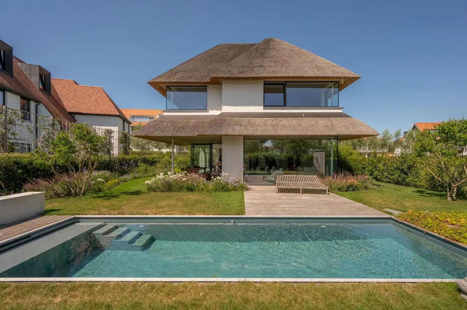 Prachtige nieuwbouwvilla in Duinenwater met ideale zonoriëntatie. foto 3