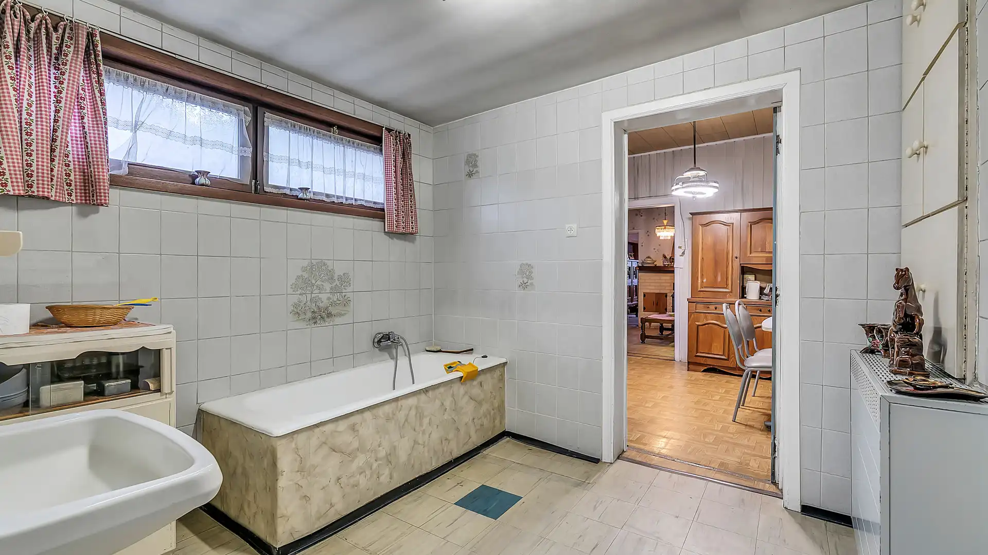 Te renoveren woning (H.O.B.) met 3 slpkrs te Genk foto 9