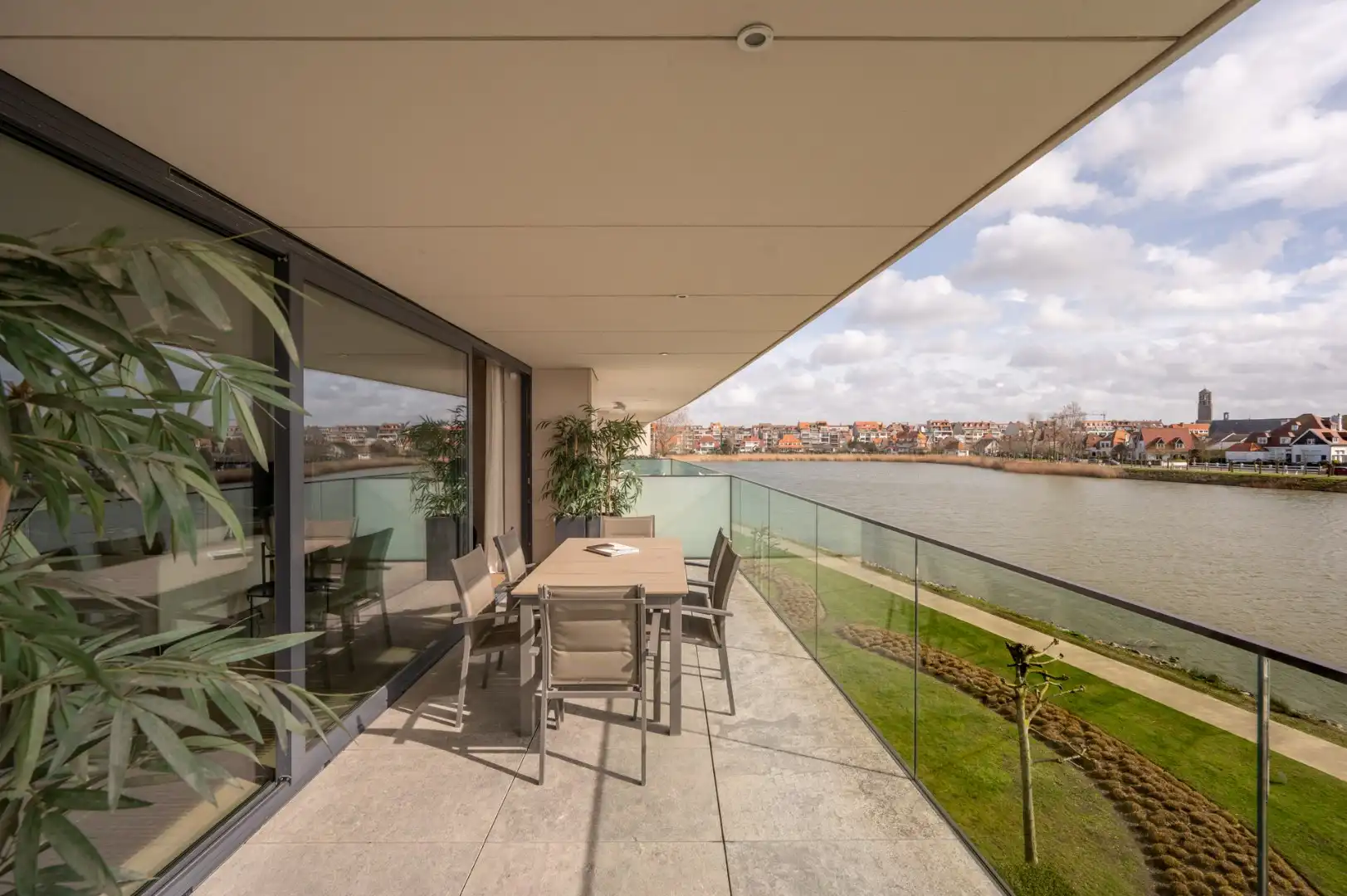 Exclusief appartement van 162 m2 in res. La Réserve met prachtig zicht op zegemeer foto 20