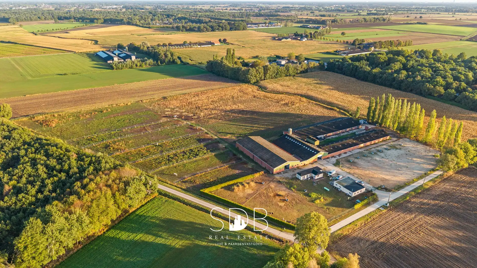 Boerderij met paardenfaciliteiten en graslanden op 14.490m² foto 31