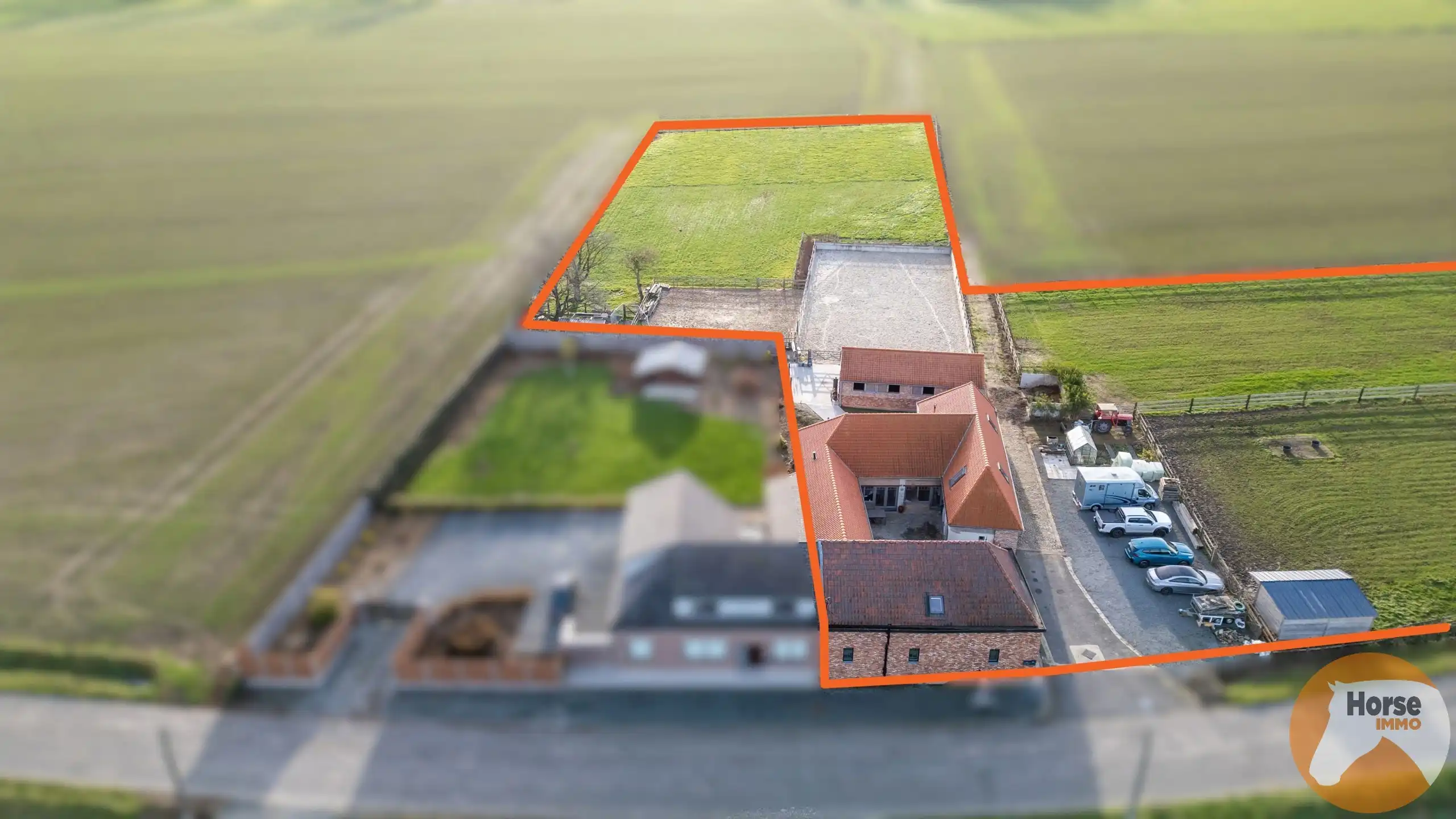 LIERDE -  Rustig gelegen vierkantshoeve op 1,5 ha foto 2