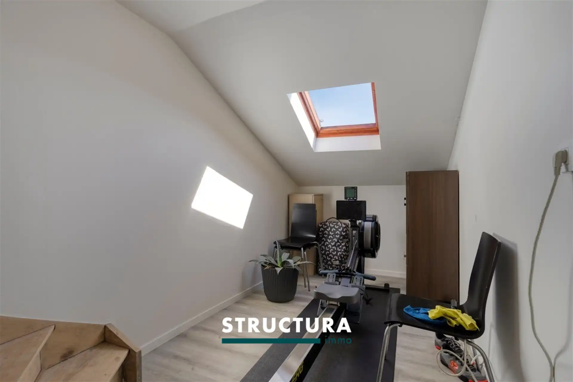 Ruime, volledig gerenoveerde woning in hartje centrum foto 22