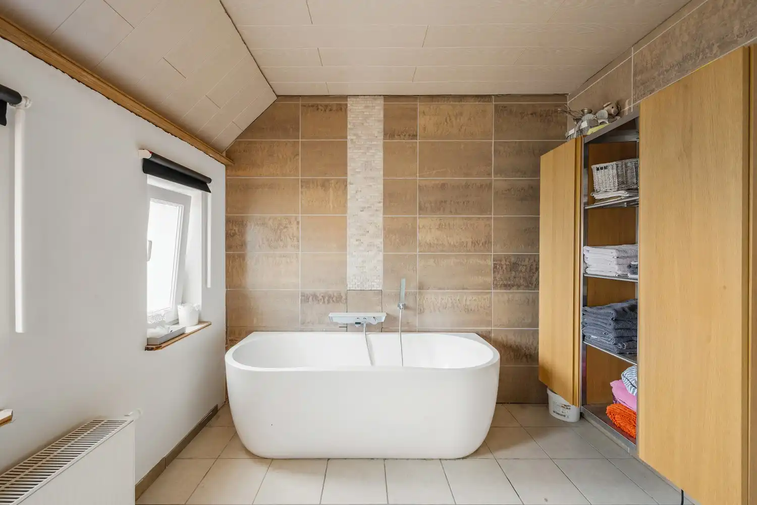 Veelzijdige recente woning (MARIO SMOS) met ruime woonopp. én mogelijkheden voor wonen én werken foto 19