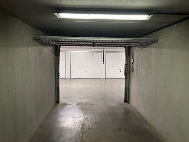 Garagebox centraal gelegen te Middelkerke foto 3