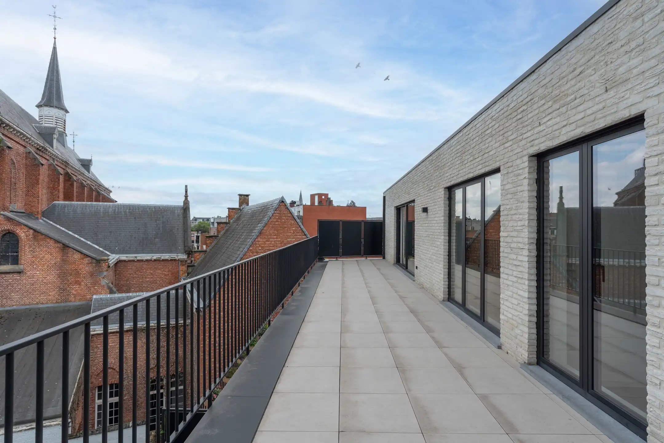 Knappe en lichte penthouse op de 3e verd. met 2 gr. terrassen foto 25