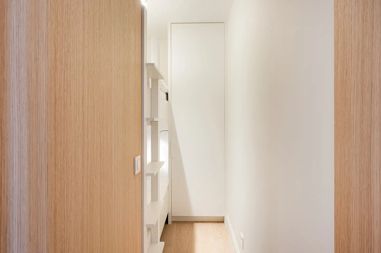 Luxueus afgewerkt appartement ideaal gelegen tussen Lichttoren- en Driehoeksplein foto 19