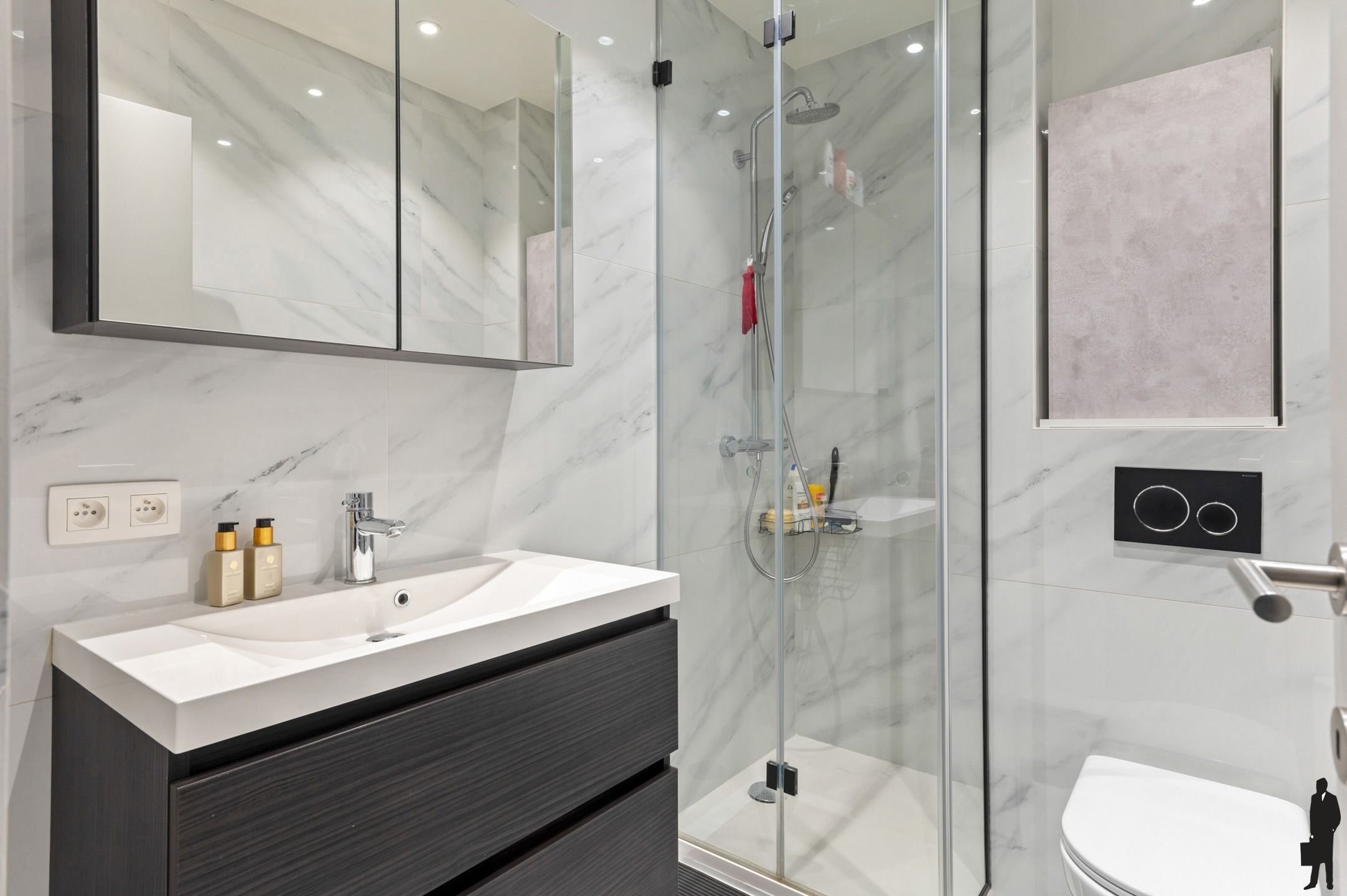 Gelijkvloers appartement met ruime tuin foto 9