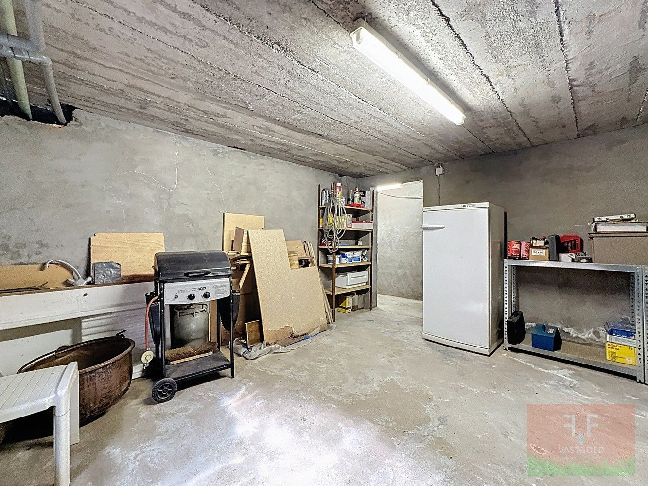 Vrijstaande eengezinswoning met 4 slaapkamers en 2 badkamers foto 20