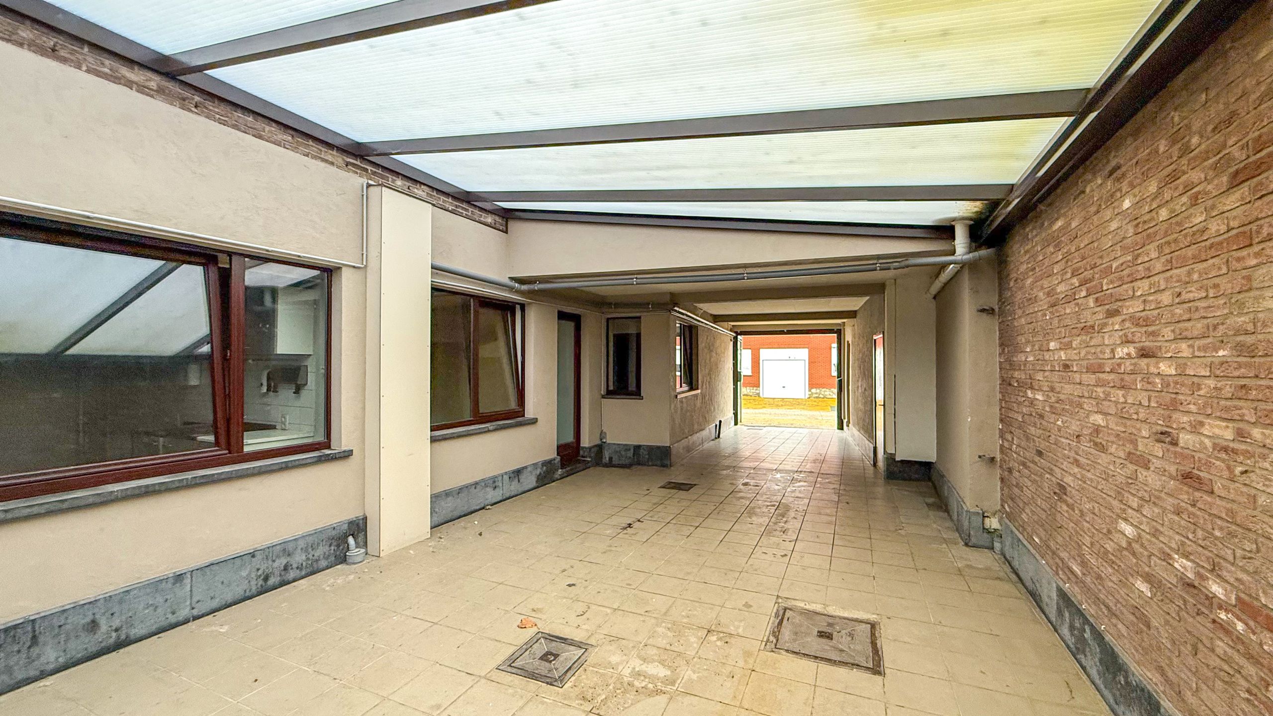 Handelspand met ingerichte bakkerij & appartement Wellen foto 28