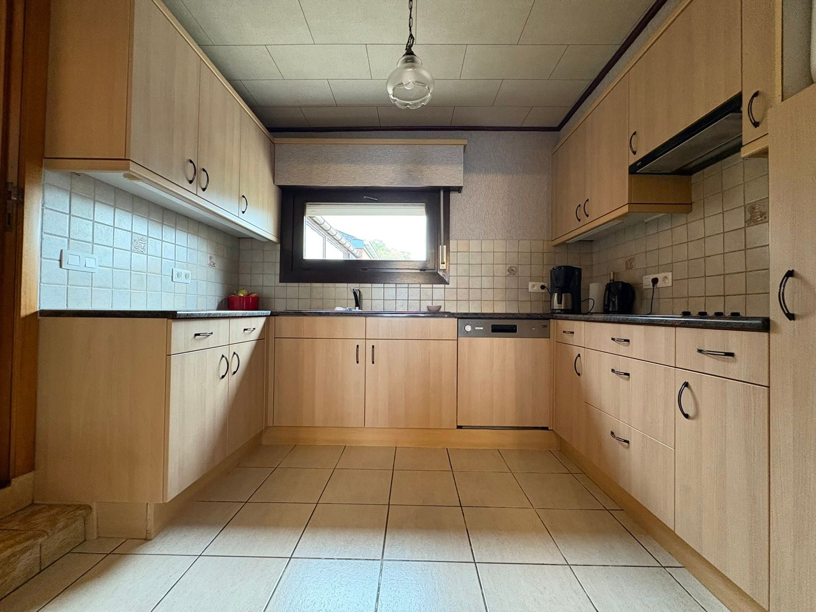Rustig gelegen , ruime woning te huur in Wezemaal.  foto 4