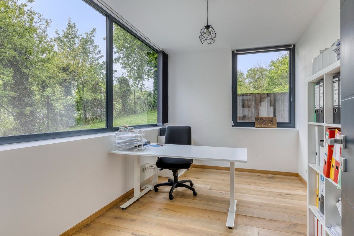 Exclusieve, energiezuinige villa op mooi perceel van ca. 21 are foto 21