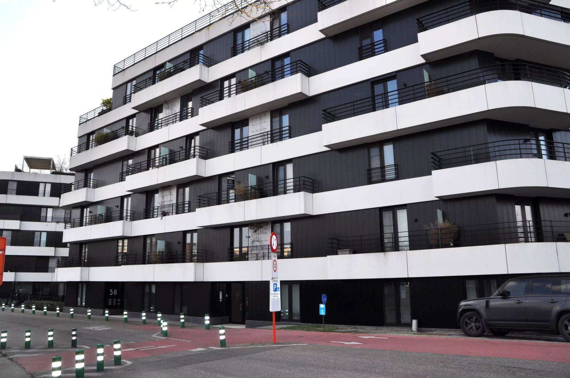 PRACHTIG EN RECENT APPARTEMENT VAN 88M² MET 2 SLPK'S EN 2 PARKINGS IN ZUIDZICHT foto 20