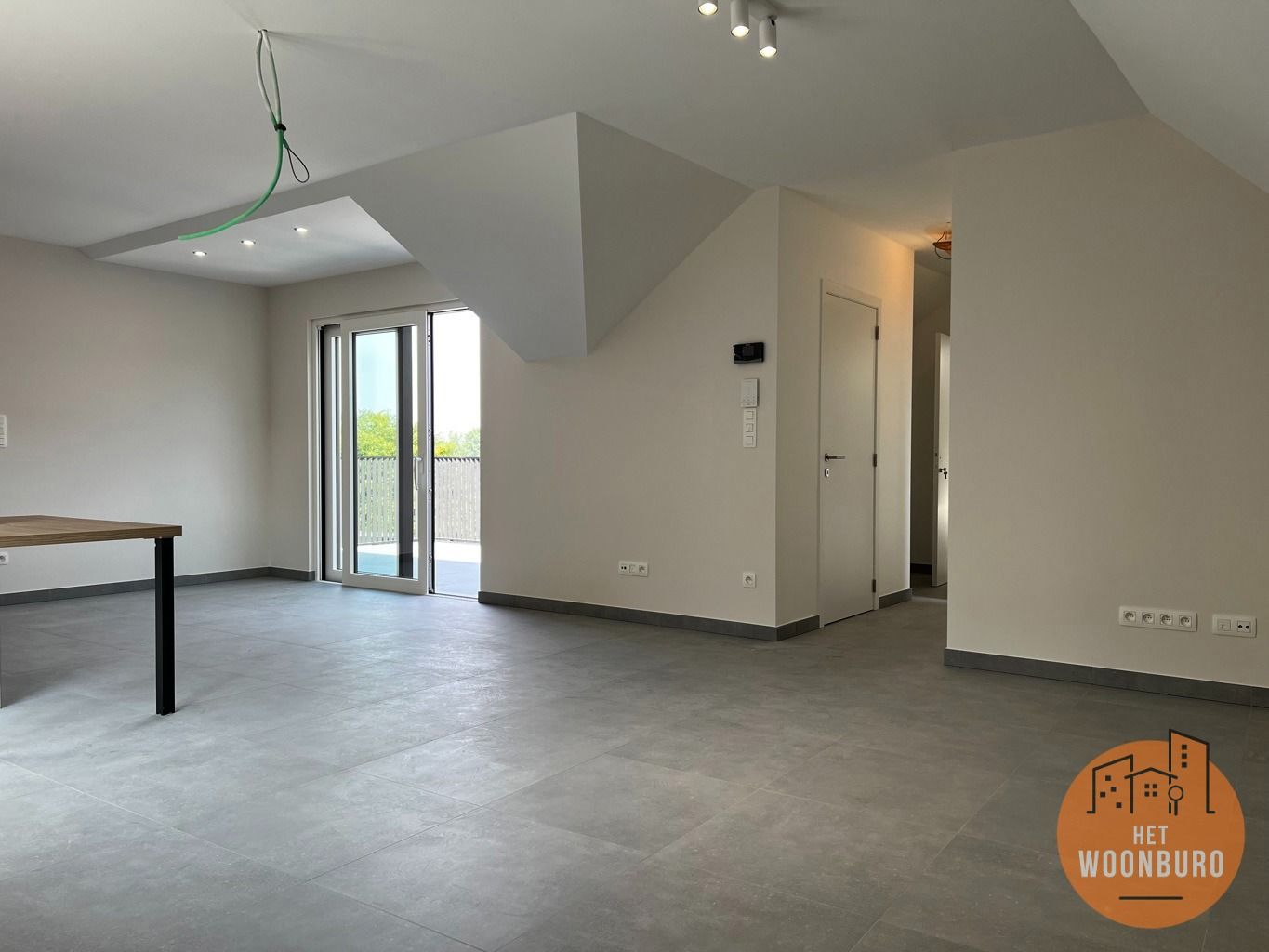 Nieuw appartement 2e verd. met terras en staanplaats foto 3