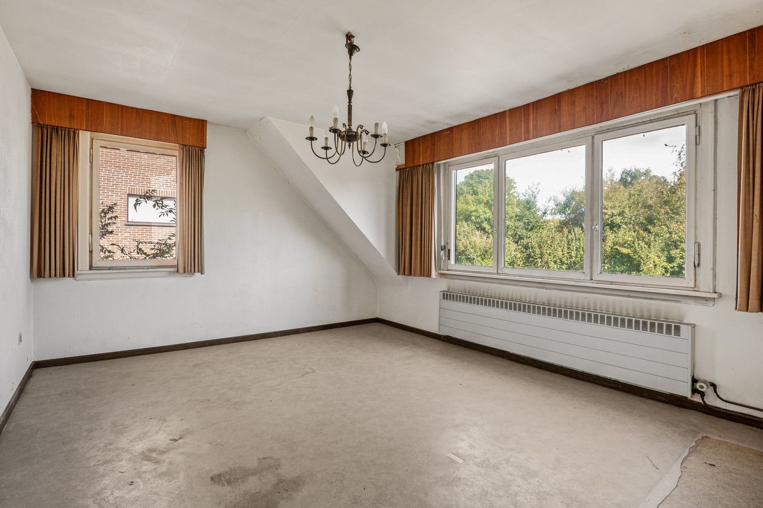 Te renoveren woning met bijzonder veel potentieel op toplocatie te Lint foto 14