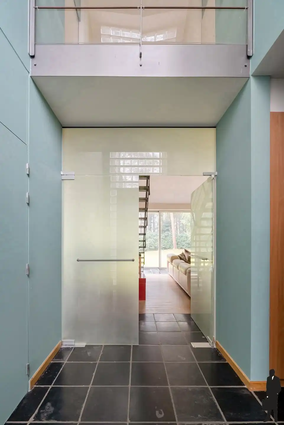 Moderne woning op perceel van ca. 3.500m² foto 5