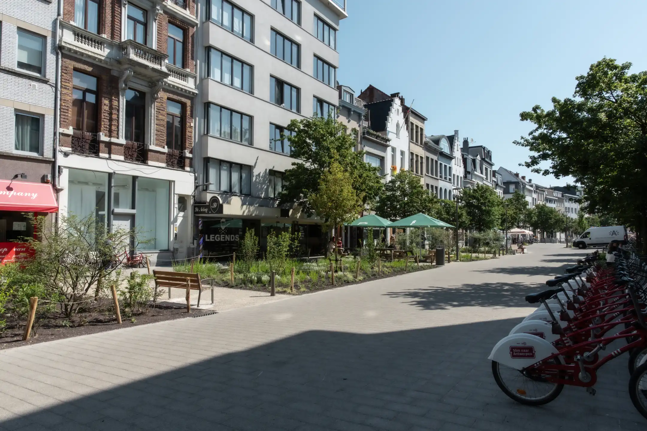 ANTWERPEN - Gunstig gelegen handelszaak aan hernieuwd plein foto 10