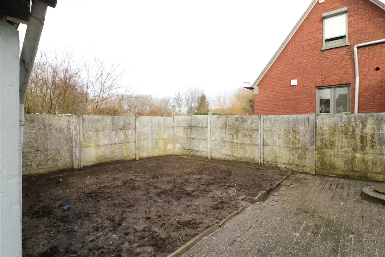 Woning met twee slpk in doodlopende straat  foto 32