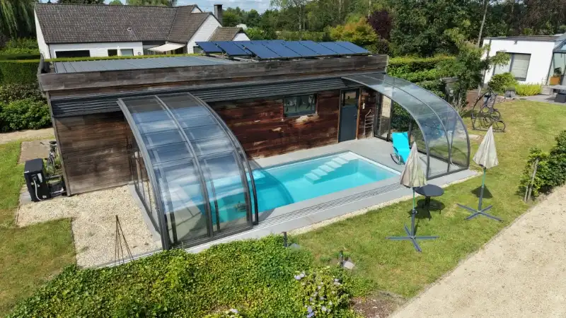 Moderne villa van 247m² op 58 are met bijgebouw-garage en zwembad foto 7