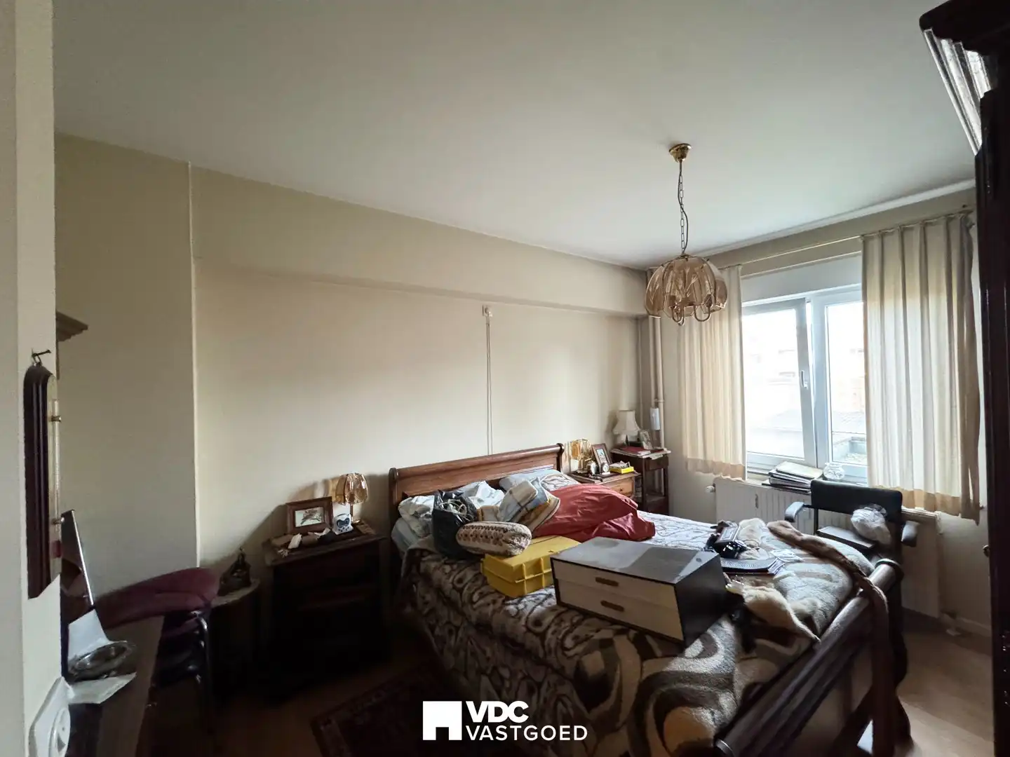 Ruim appartement (110 m²) met terras en autostaanplaats nabij centrum Tongeren foto 9